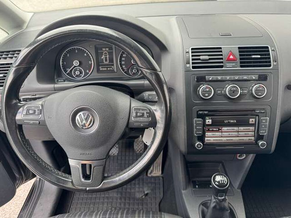 Volkswagen Touran Country 1.6 TDI DPF