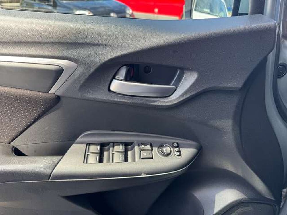 Honda Jazz 1.3 Elegance AUT RKam KeyGo Klima Shz