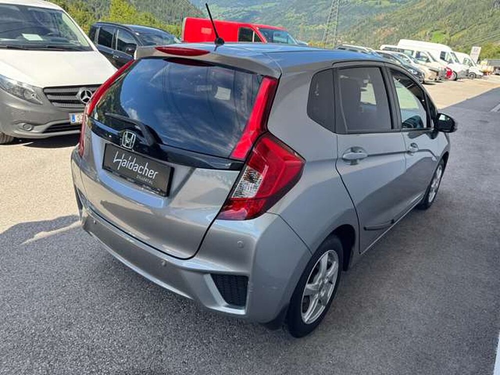 Honda Jazz 1.3 Elegance AUT RKam KeyGo Klima Shz