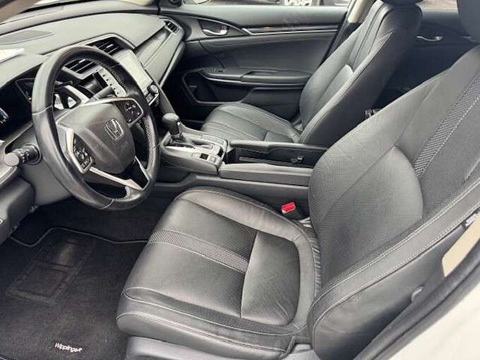 Honda Civic 1,5 VTEC Turbo Executive CVT