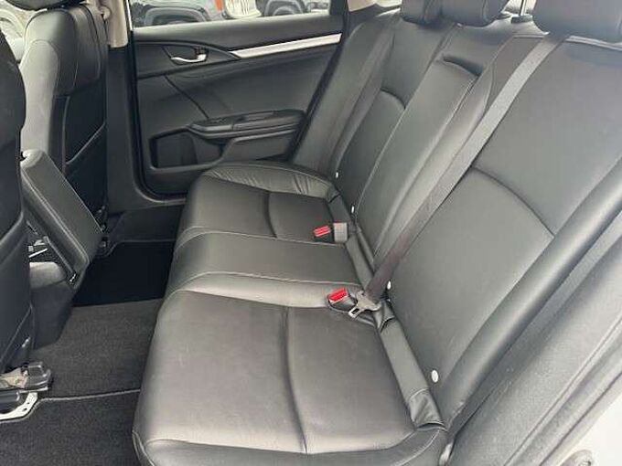 Honda Civic 1,5 VTEC Turbo Executive CVT