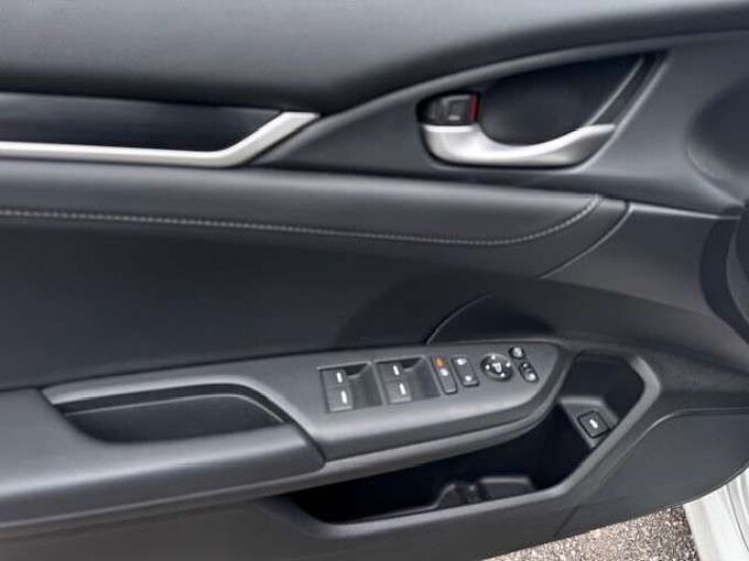 Honda Civic 1,5 VTEC Turbo Executive CVT