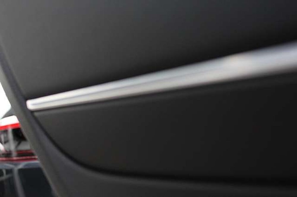 Honda HR-V 1,5 i-MMD Hybrid 2WD Advance Aut.