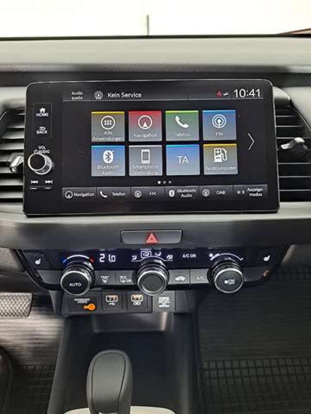 Honda Jazz Hybrid Elegance Aut. | Auto Stahl Wien 23