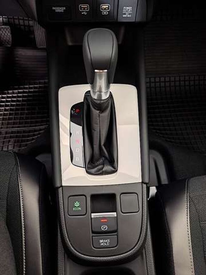 Honda Jazz Hybrid Elegance Aut. | Auto Stahl Wien 23