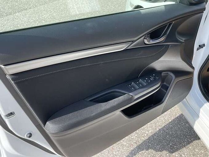 Honda Civic 1,0 VTEC Turbo Elegance